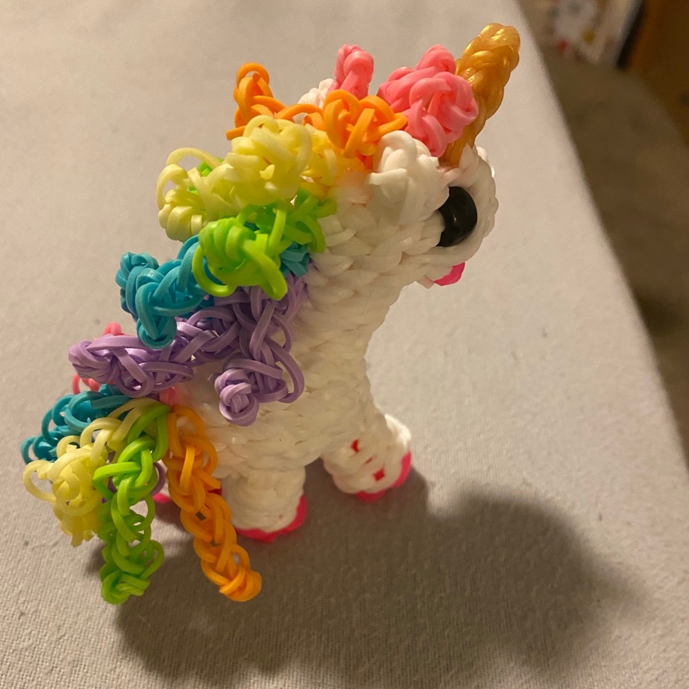 Rainbow Loom Crochet Handmade 3-D Unicorn - Picture 3 of 6